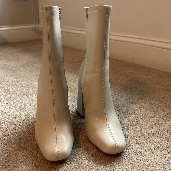 Faux leather block heel booties - Picture 2 of 6